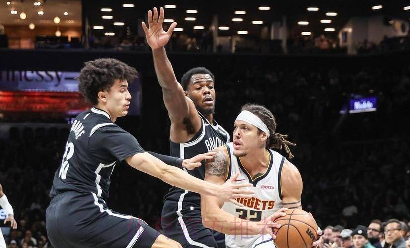 惨败东部鱼腩，当家球星受伤倒下！西部已经乱套，MVP悬念来了